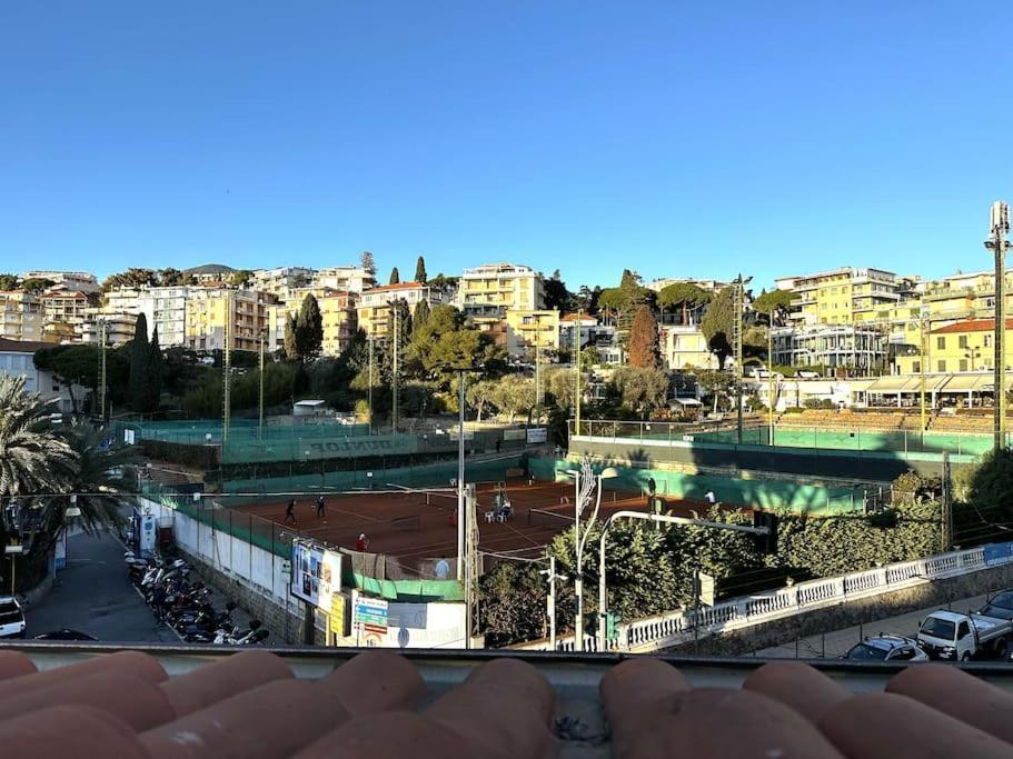 Suite A 1 Minuto Dalla Spiaggia A Piedi - Sanremo Exteriör bild